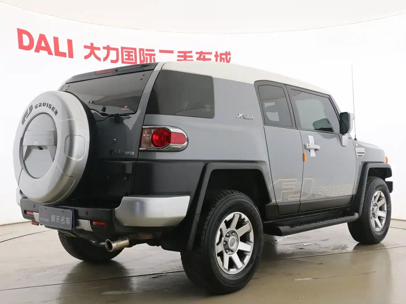 2019 FJ Cruiser 4.0L Middle East Edition — миниатюра 15