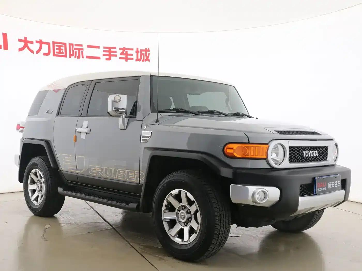 2019 FJ Cruiser 4.0L Middle East Edition — миниатюра 3