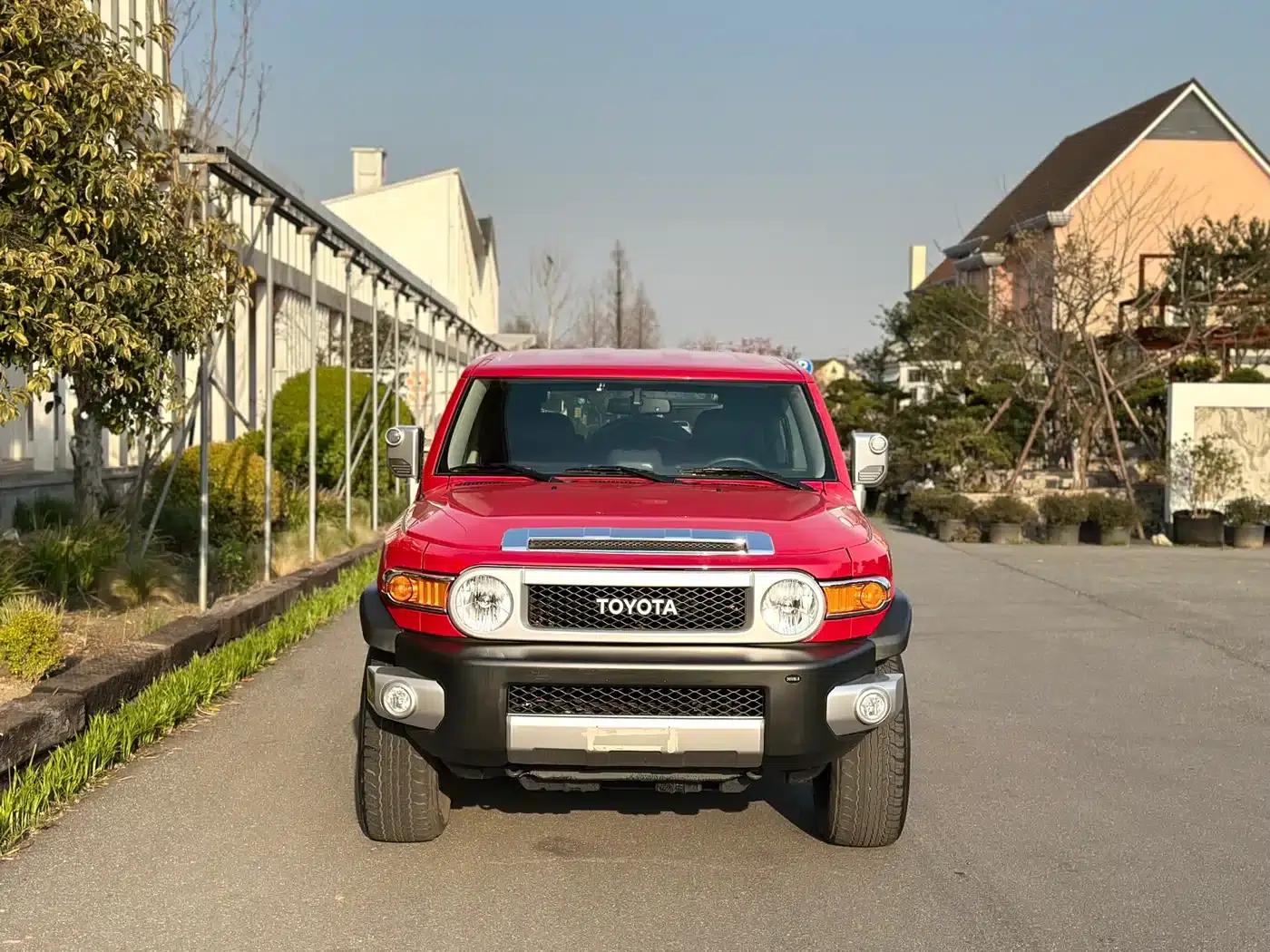 2017 FJ Cruiser 4.0L US Spec — миниатюра 4