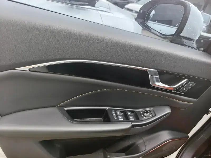 Bestune B70 2022 Model, Third Generation, 1.5T Automatic Premium Edition — миниатюра 15