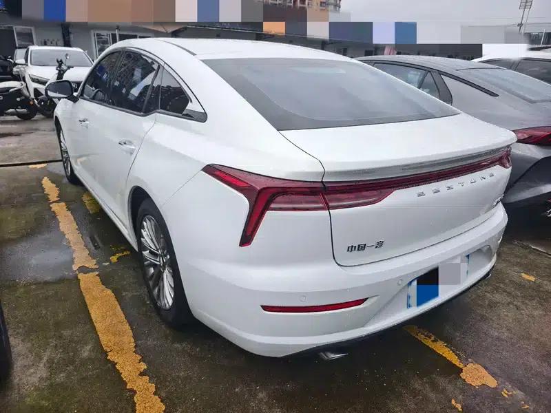 Bestune B70 2022 Model, Third Generation, 1.5T Automatic Premium Edition — миниатюра 4