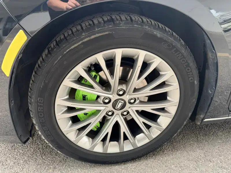 Bestune B70 2022 Model, Third Generation, 2.0T Automatic Premium Edition — миниатюра 11