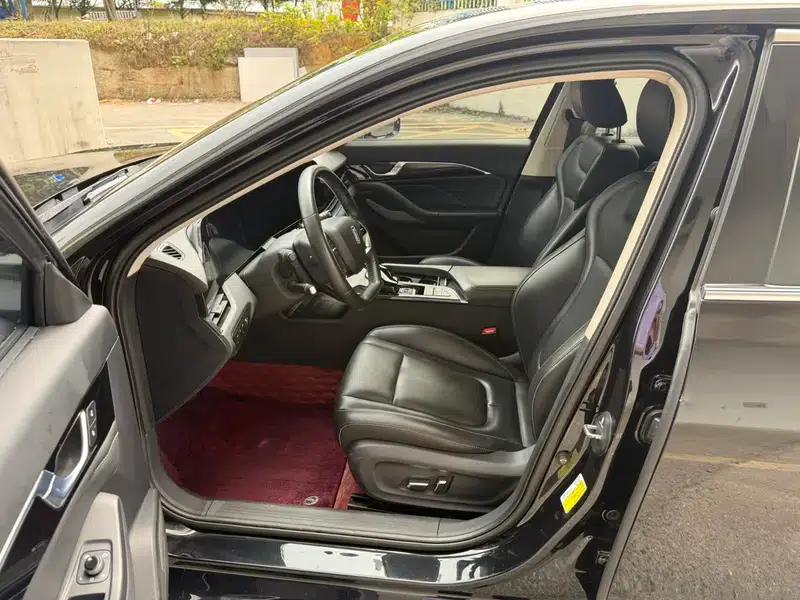 Bestune B70 2022 Model, Third Generation, 2.0T Automatic Premium Edition — миниатюра 15