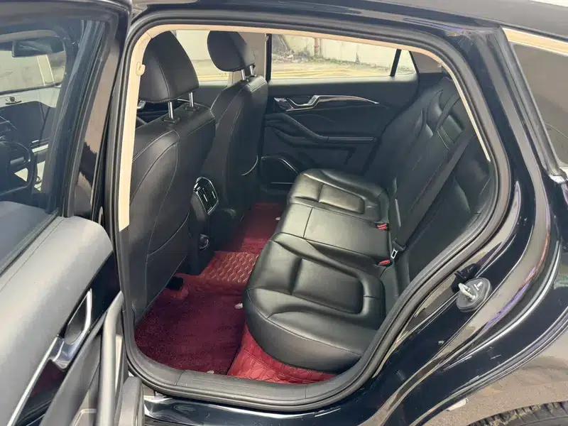 Bestune B70 2022 Model, Third Generation, 2.0T Automatic Premium Edition — миниатюра 16
