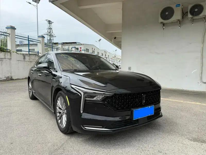 Bestune B70 2022 Model, Third Generation, 2.0T Automatic Premium Edition — миниатюра 3