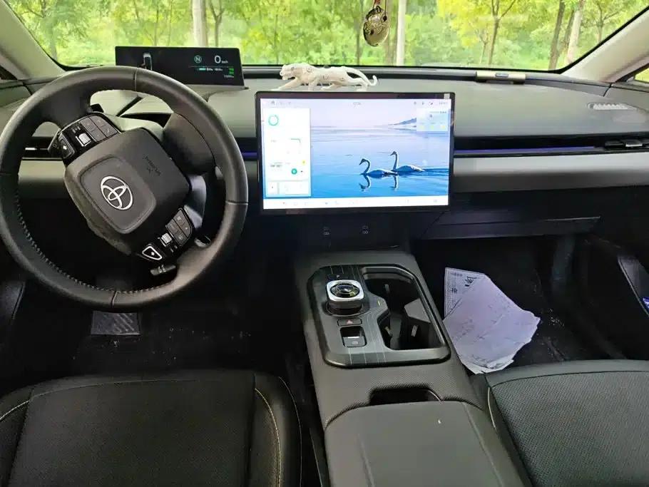 Toyota BZ5 2025 550 PRO — миниатюра 11
