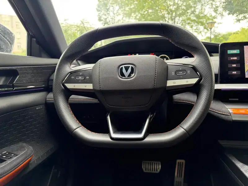 Changan UNI-V 2022 2.0T Leading Speed Edition — миниатюра 7