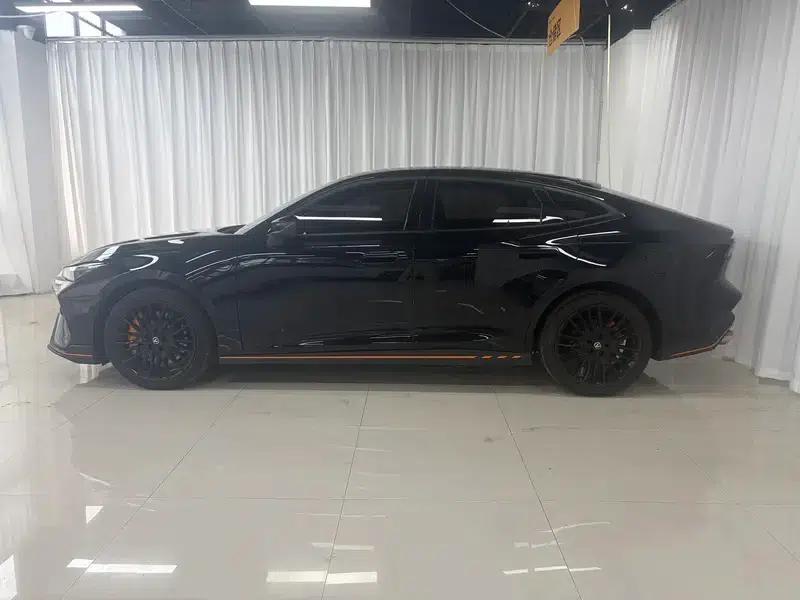 Changan UNI-V 2025 Model, Third Generation, 2.0T Sport Edition — миниатюра 4