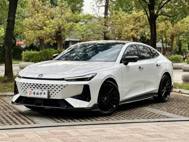 Changan UNI-V 2024 1.5T Premium Sport