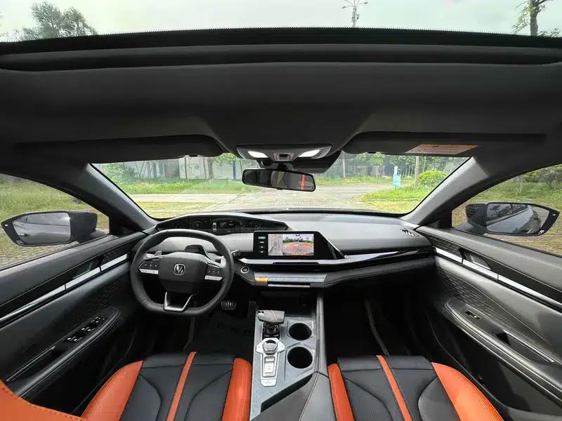 Changan UNI-V 2024 1.5T Premium Sport — миниатюра 8