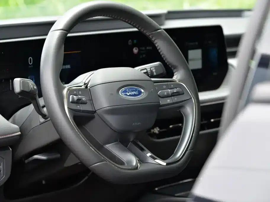 2023 Ford Mondeo EcoBoost 180 Comfortline — миниатюра 6