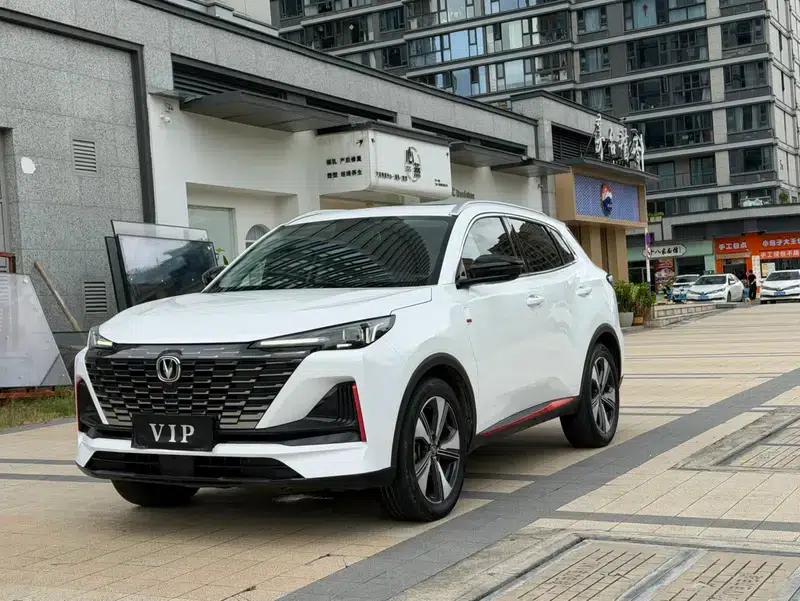 Changan CS55 PLUS 2022 Second Generation 1.5T DCT Luxury Edition — миниатюра 1
