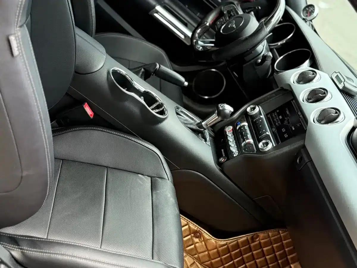 2016 Mustang 2.3T Performance Edition — миниатюра 9