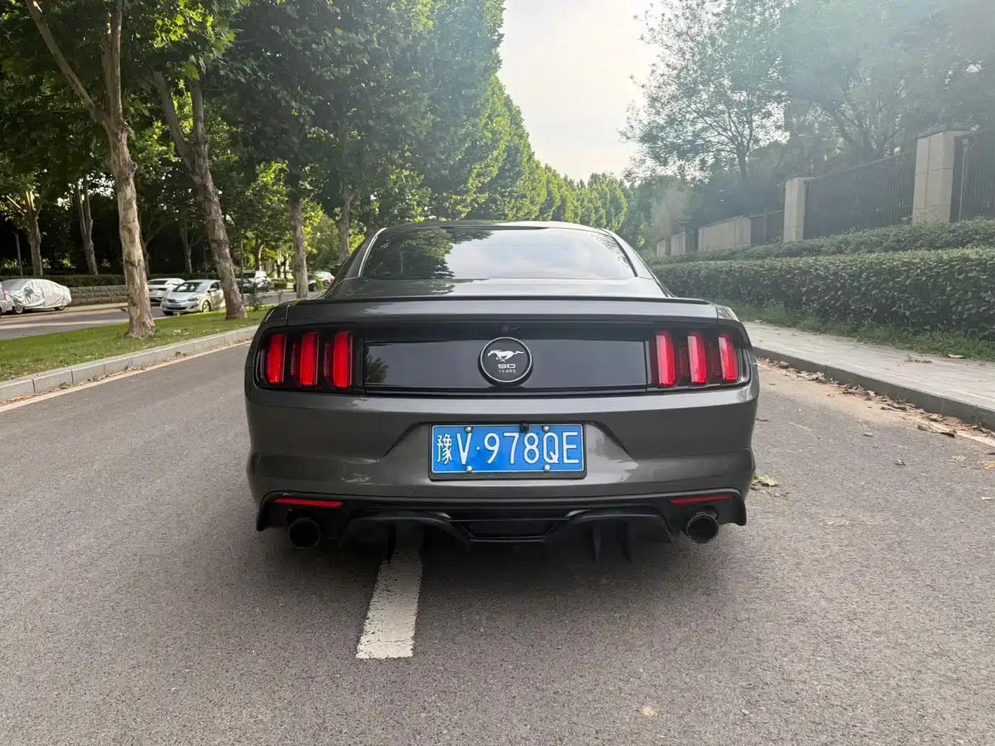 2017 Mustang 2.3T Sport Edition — миниатюра 5