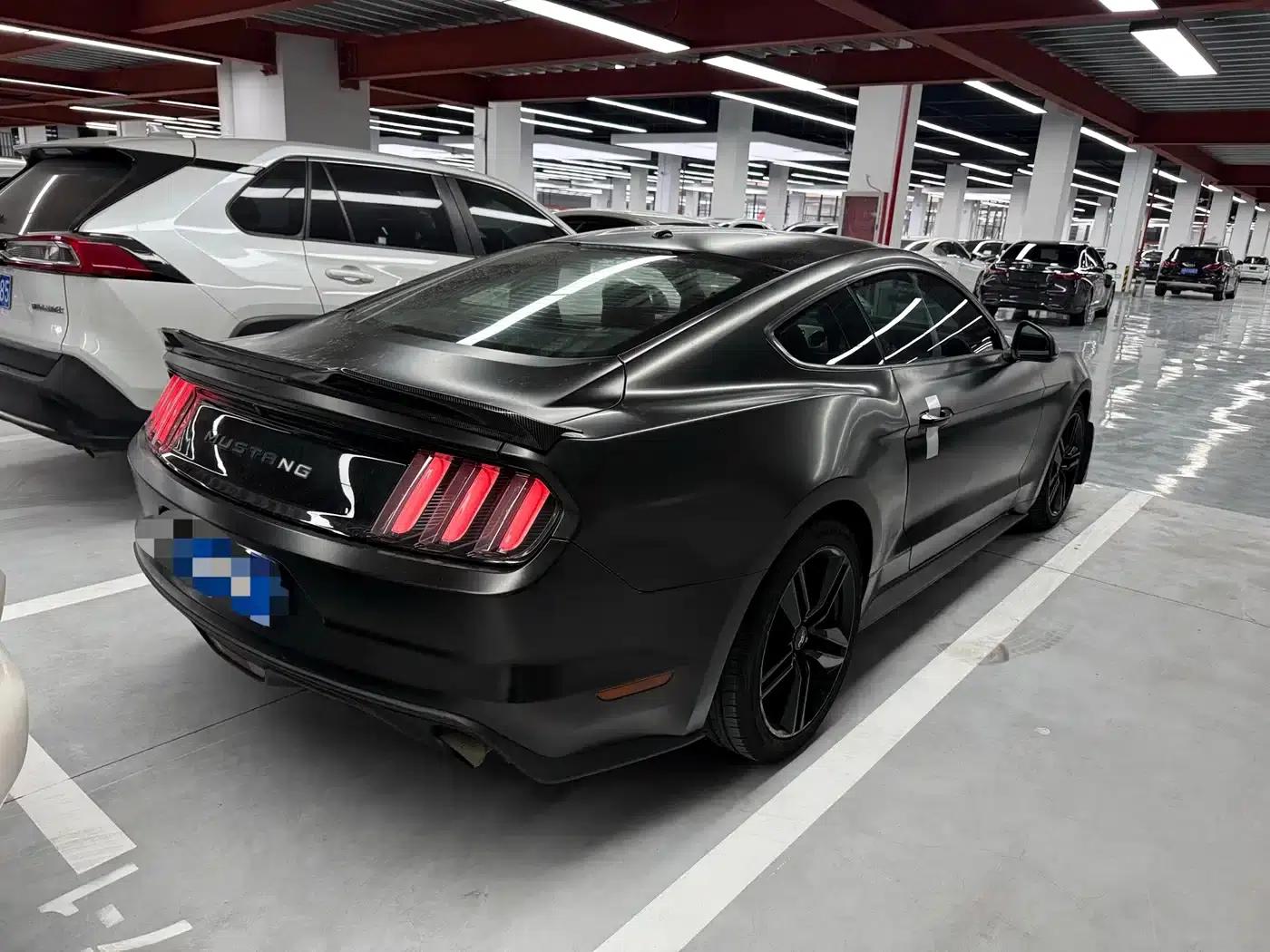 2015 Mustang 2.3T Performance Edition — миниатюра 15