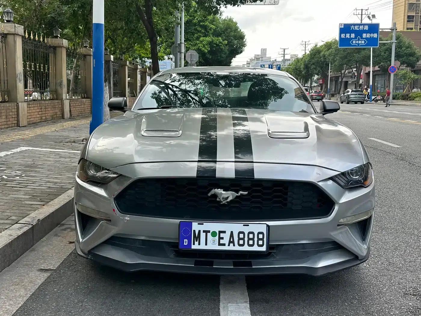 2019 Mustang 2.3L EcoBoost Performance Edition — миниатюра 1