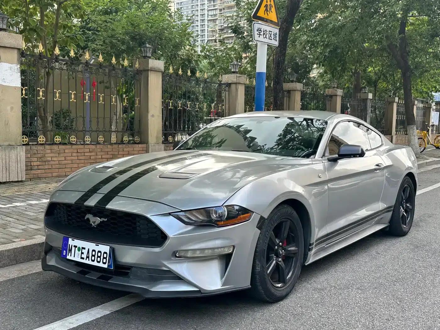 2019 Mustang 2.3L EcoBoost Performance Edition — миниатюра 4