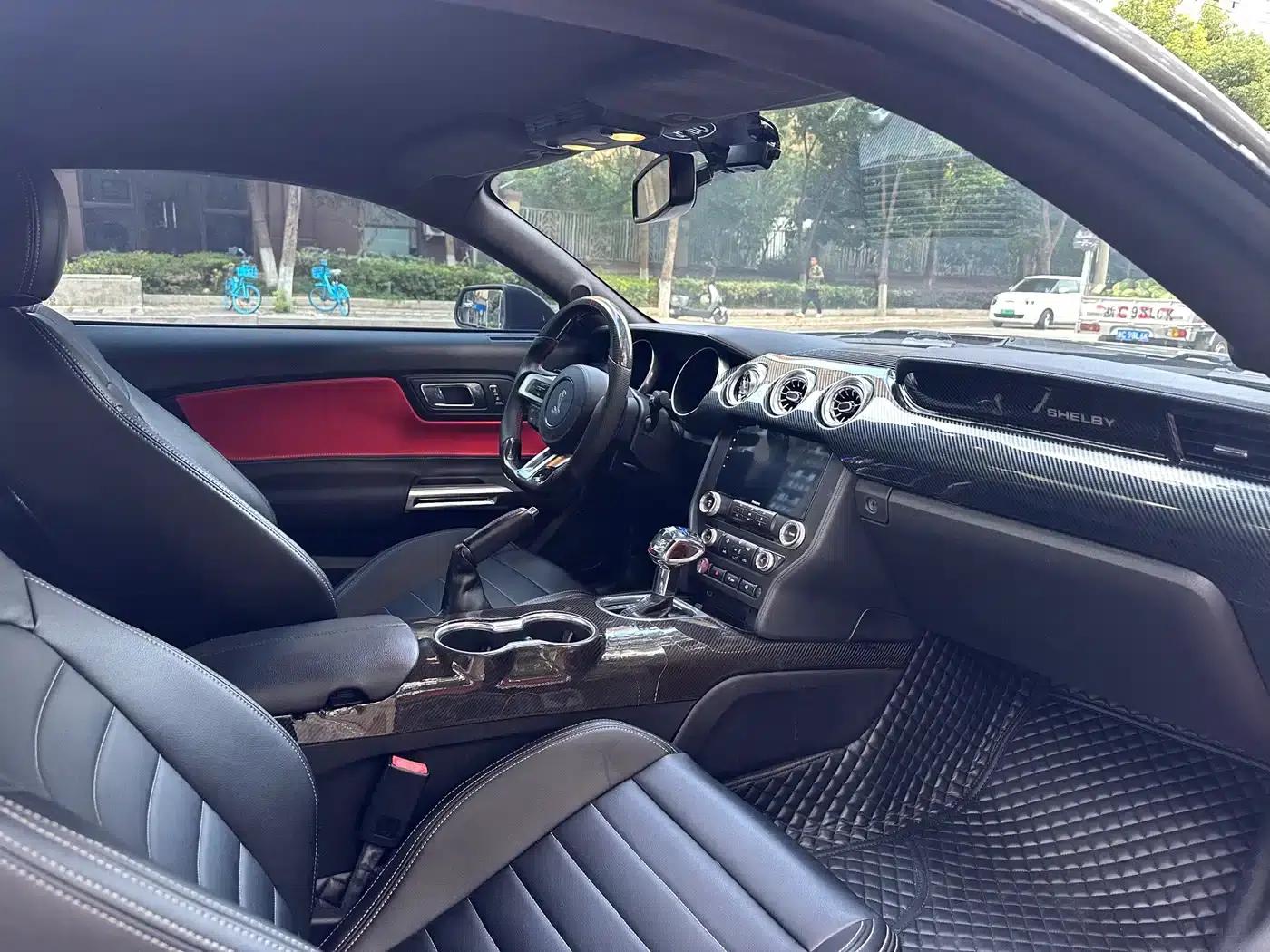2019 Mustang 2.3L EcoBoost Performance Edition — миниатюра 8