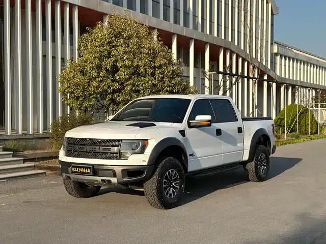 2014 Ford F-150 Raptor 6.2L US Version