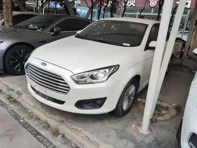 Ford Focus 2015 1.5L Manual Comfort Model