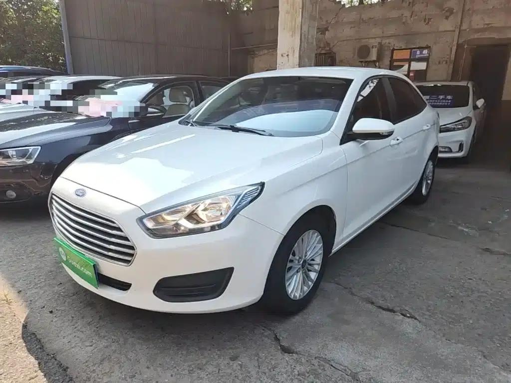 2017 Ford Focus Facelift 1.5L Manual Comfort Model — миниатюра 2