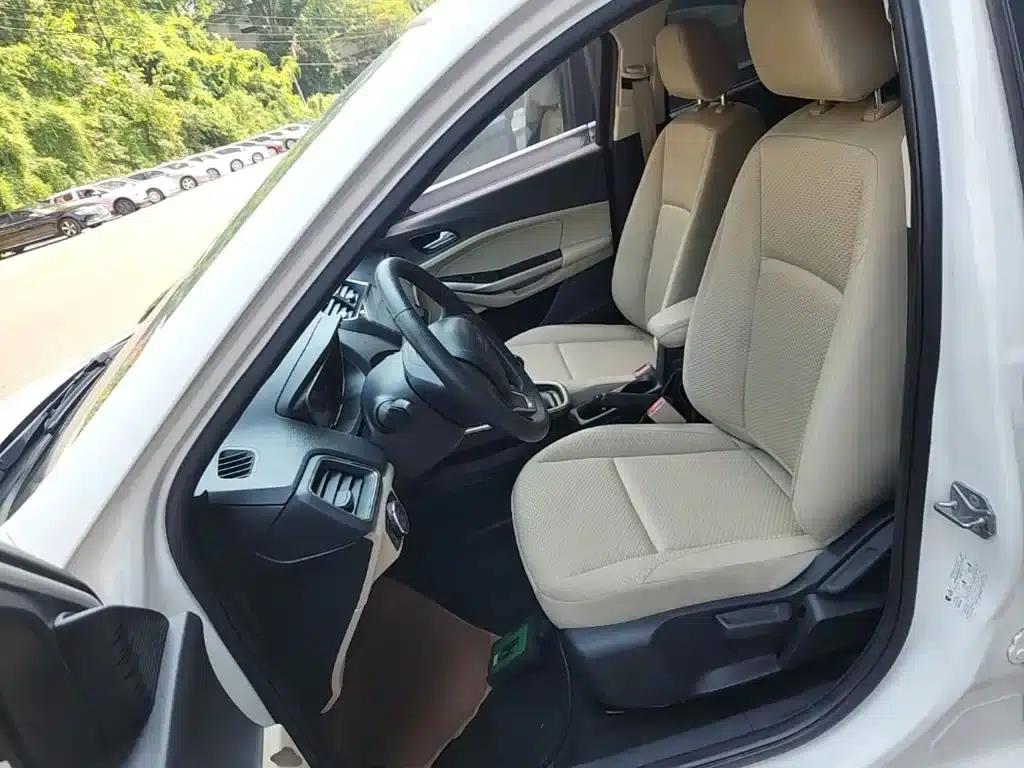 2017 Ford Focus Facelift 1.5L Manual Comfort Model — миниатюра 15