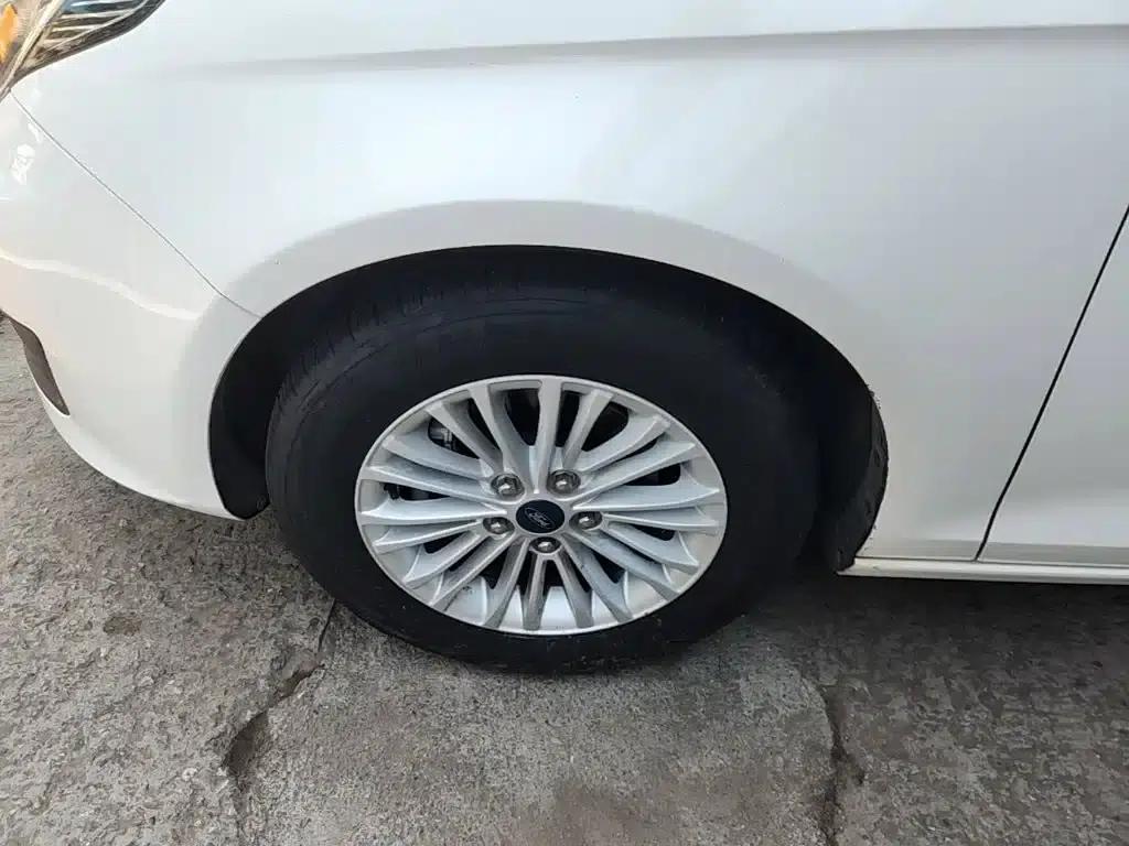 2017 Ford Focus Facelift 1.5L Manual Comfort Model — миниатюра 23