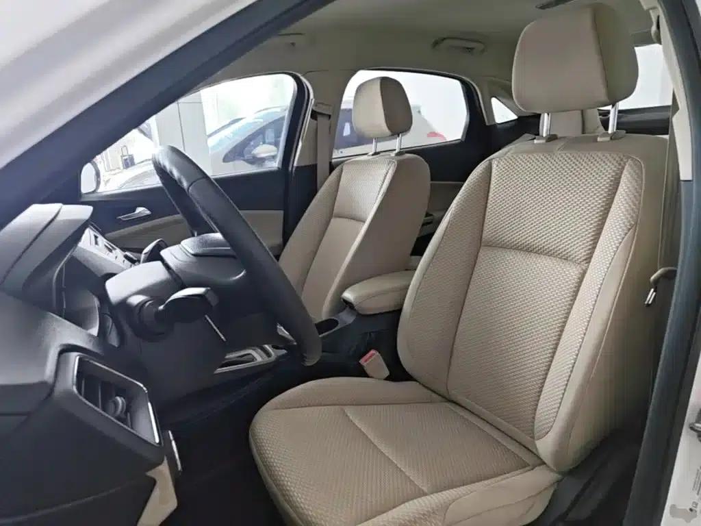 Ford Focus 2015 1.5L Automatic Comfort Model — миниатюра 15
