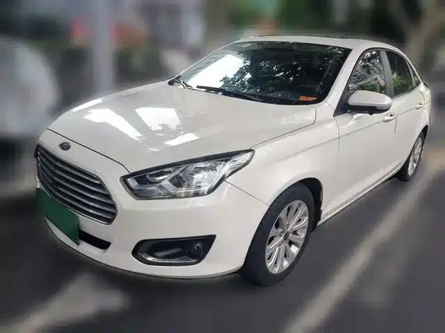 Ford Focus 2015 1.5L Automatic Fashion Edition