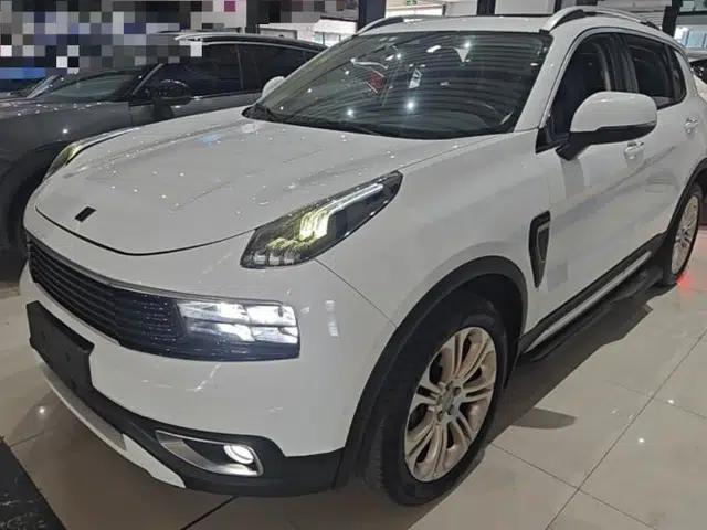 Lynk & Co 01 2017 2.0T Two-Wheel Drive Pro Edition