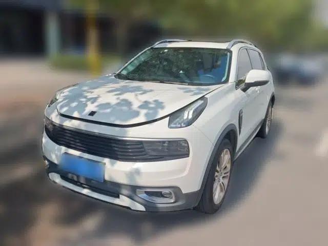Lynk & Co 01 2017 2.0T Two-Wheel Drive Pro Edition