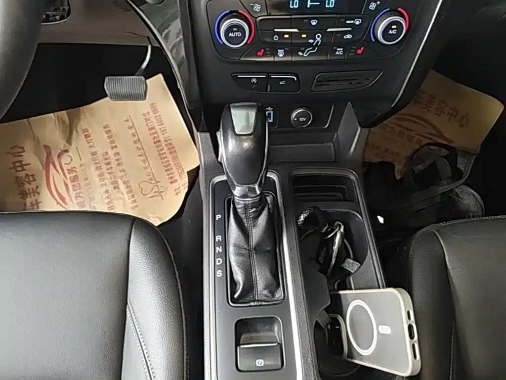 Ford Kuga 2019 EcoBoost 180 2WD Luxury Edition (China VI Emission Standard) — миниатюра 14