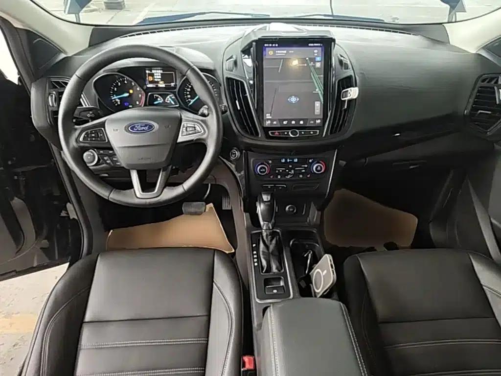 Ford Kuga 2019 EcoBoost 180 2WD Luxury Edition (China VI Emission Standard) — миниатюра 10