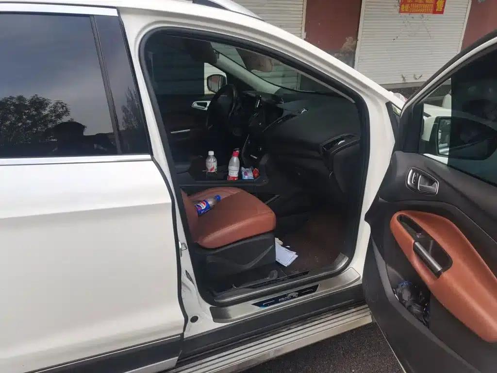 2018 Ford Kuga EcoBoost 180 2WD Cognac Special Edition — миниатюра 22