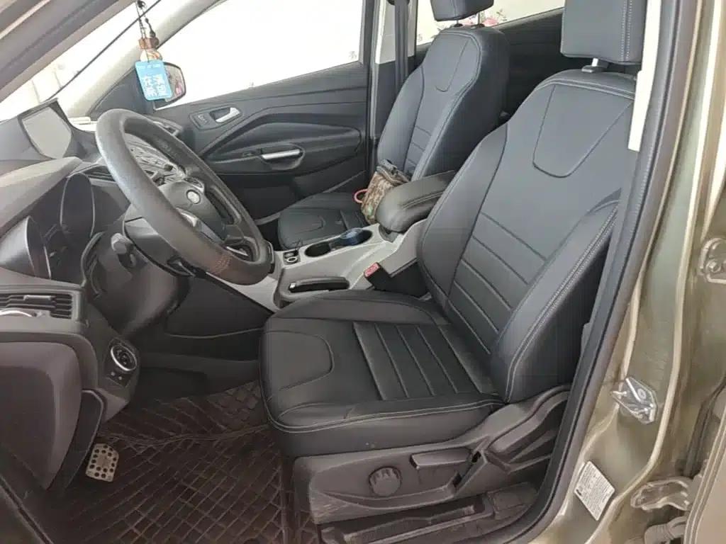 Ford Kuga 2015 1.5L GTDi 2WD Fashion Edition — миниатюра 15
