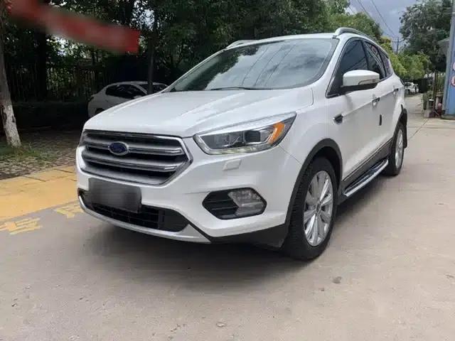 2017 Ford Kuga EcoBoost 245 AWD Luxury Edition