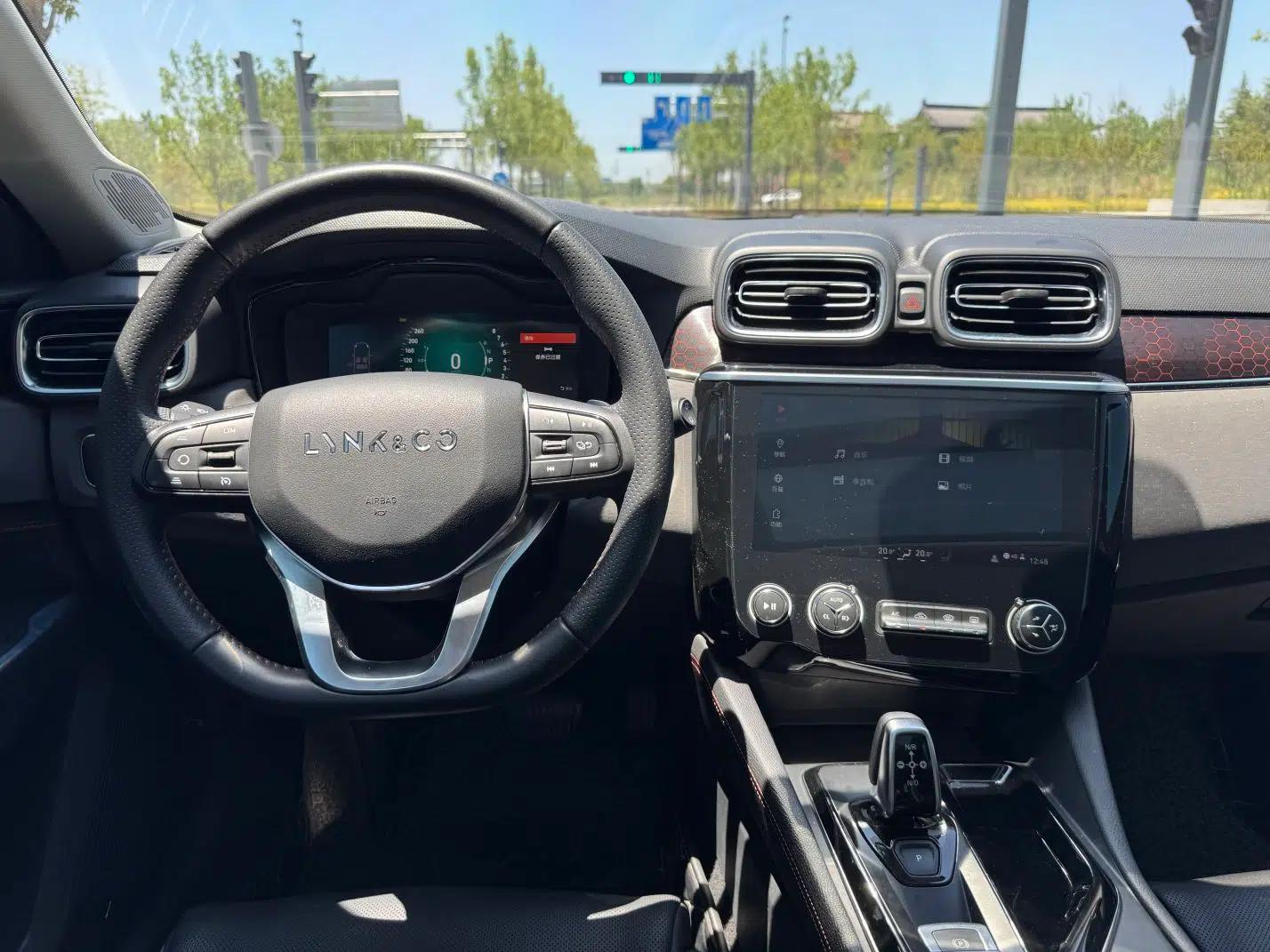 Lynk & Co 02 2019 1.5T DCT Two-Wheel Drive Sporty Version China VI Standard — миниатюра 8