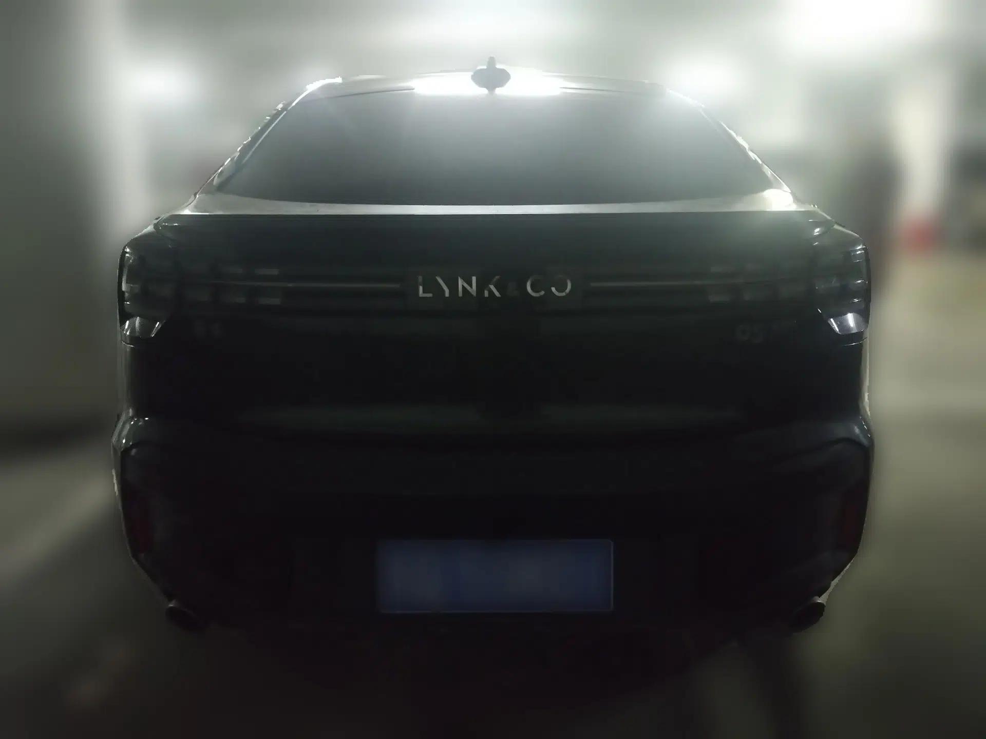 Lynk & Co 05 2023 2.0TD Four-Wheel Drive Sporty Halo — миниатюра 5