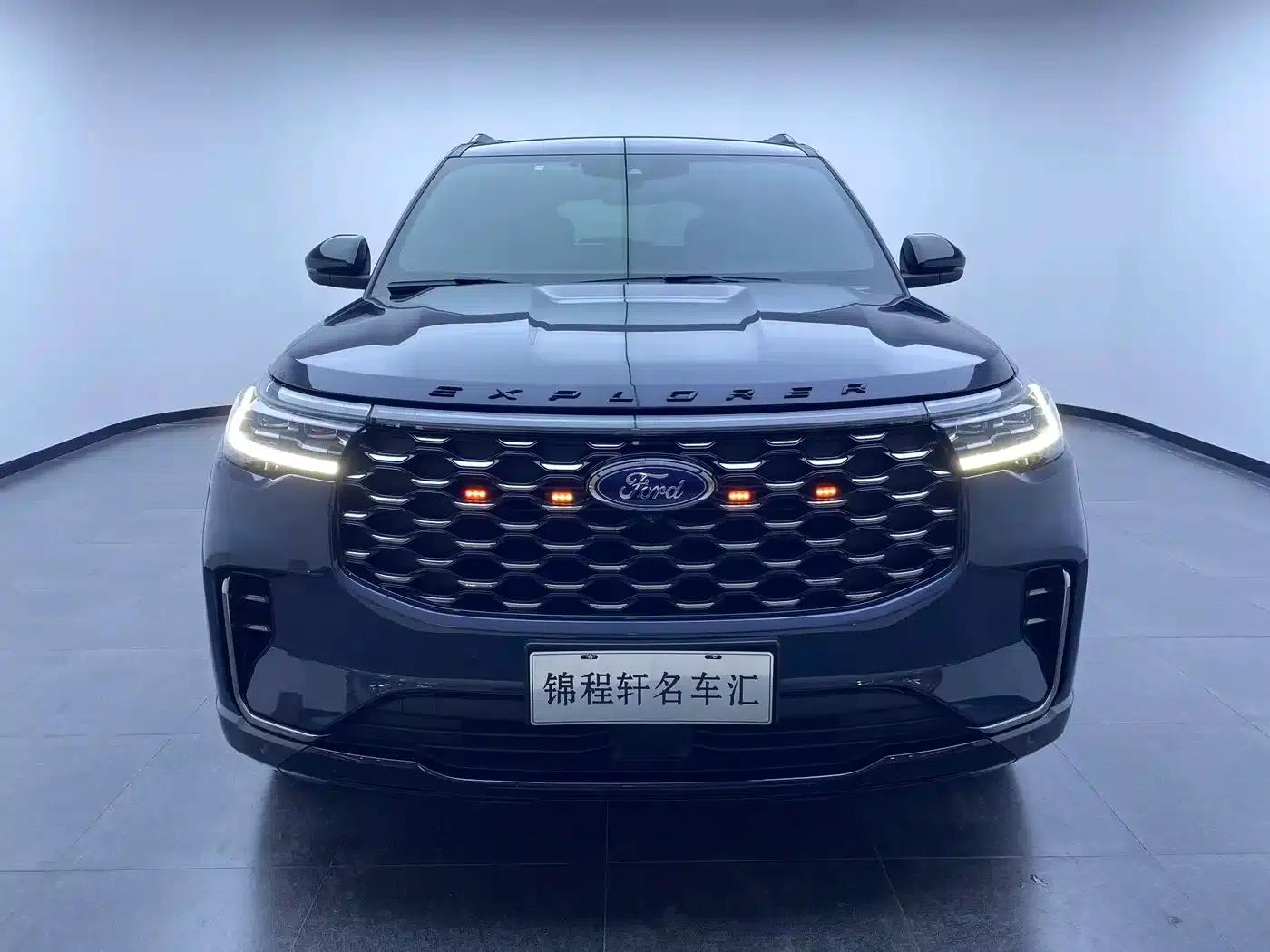 2023 Explorer EcoBoost 285 AWD ST-LINE 6-seater — миниатюра 3