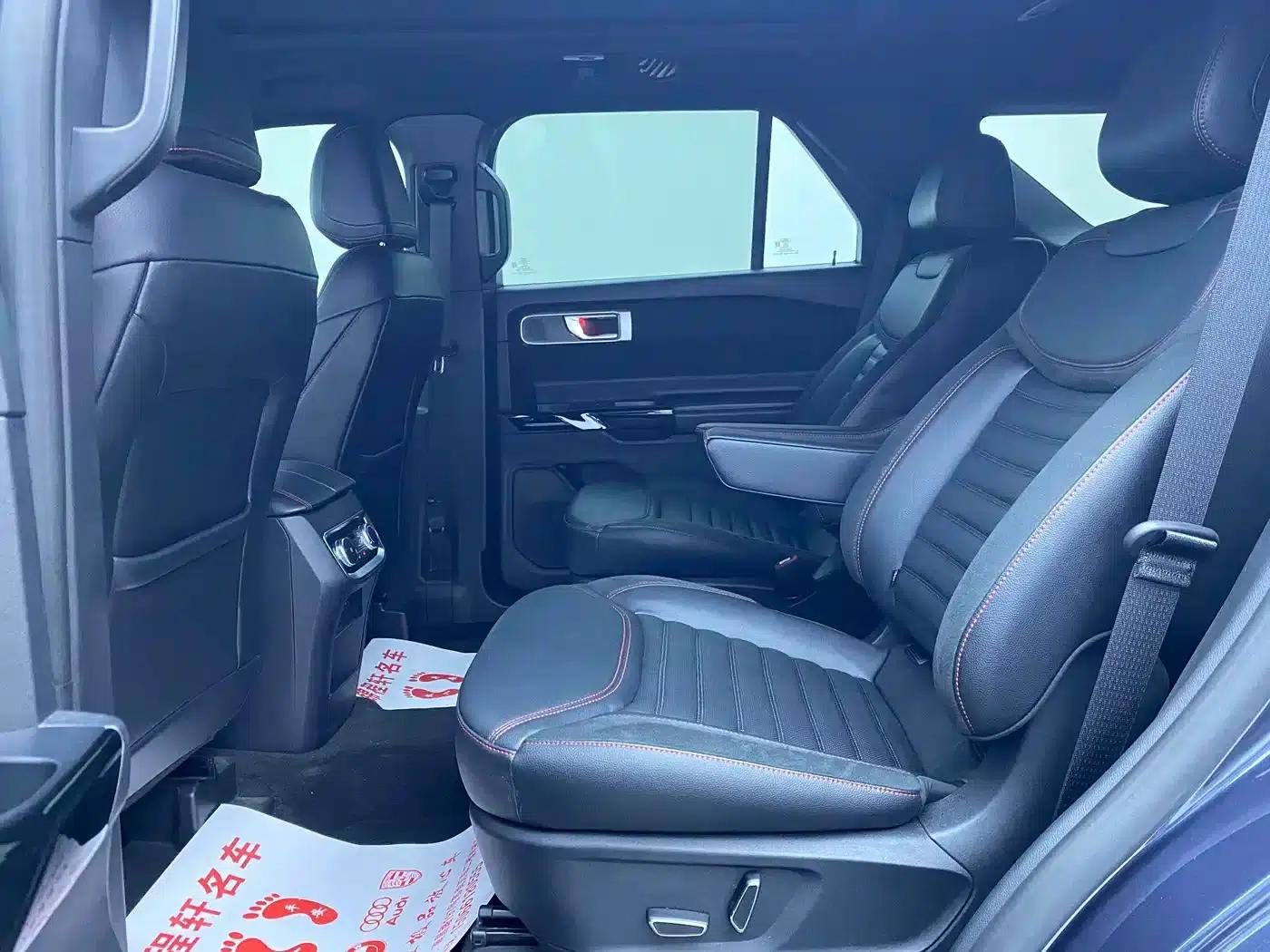 2023 Explorer EcoBoost 285 AWD ST-LINE 6-seater — миниатюра 10