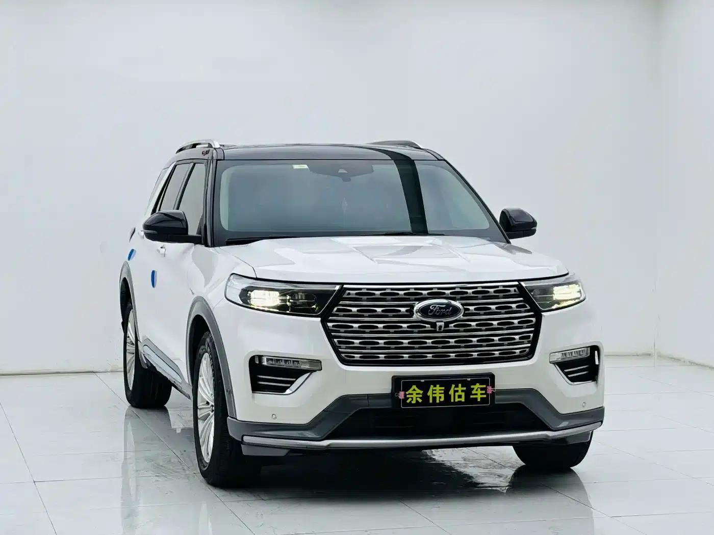 2020 Ford Explorer EcoBoost 285 AWD Titanium Edition 7-Seater — миниатюра 1