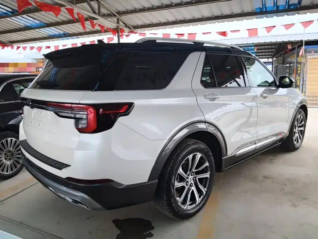 Explorer 2023 EcoBoost 285 4WD Fashion Plus Edition 7-Seater — миниатюра 7