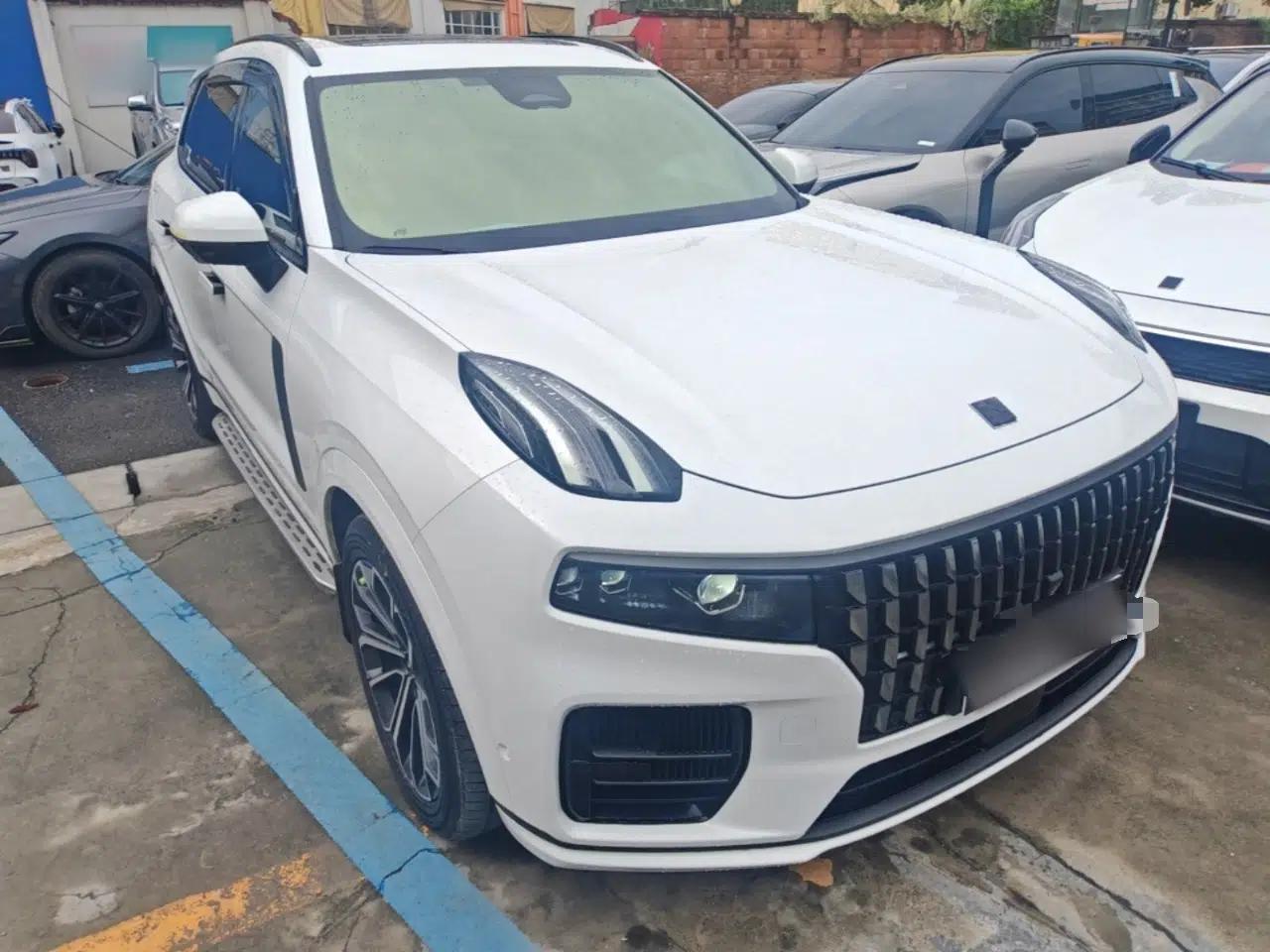 Lynk & Co 09 EM-P 2023 2.0TD EM-P Long-Range Version PM 7-Seater — миниатюра 3