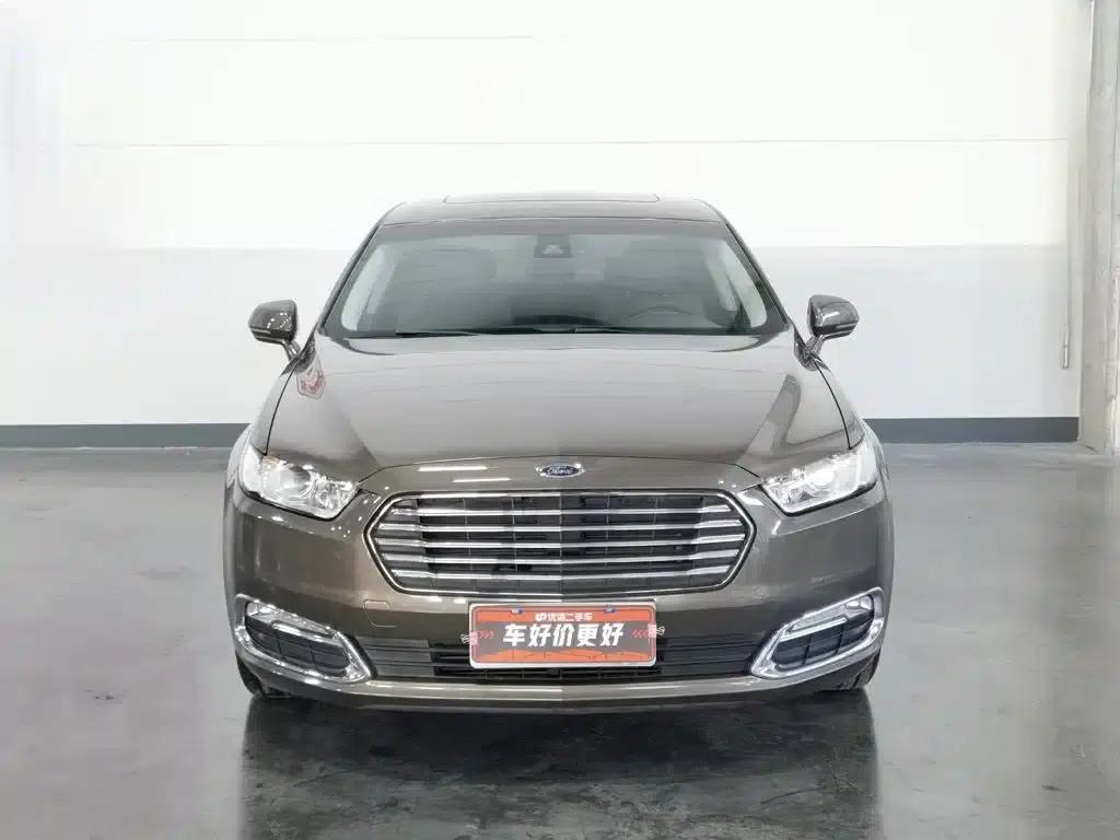 2015 Taurus EcoBoost 245 Fashion Edition — миниатюра 3