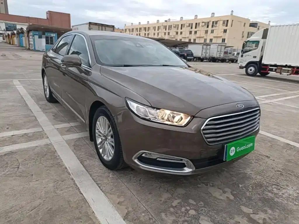Taurus 2017 EcoBoost 245 Fashion Edition — миниатюра 4