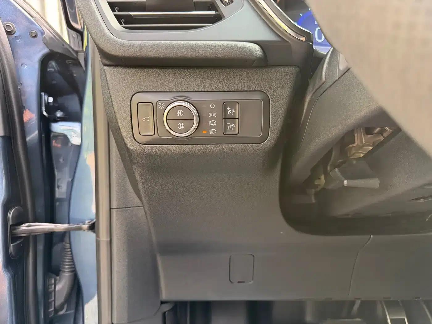 Escape 2020 EcoBoost 245 AWD ST-LINE — миниатюра 25