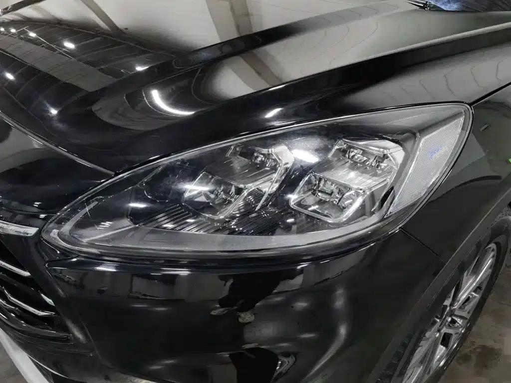 Escape 2020 EcoBoost 245 2WD Premium Edition — миниатюра 7
