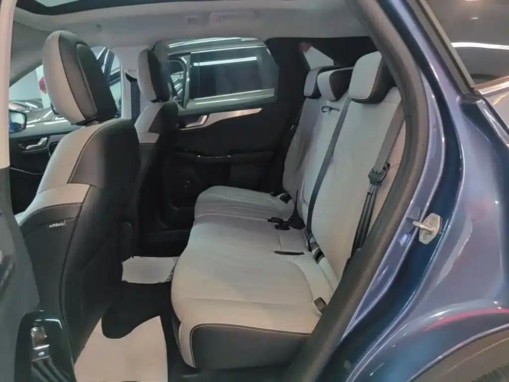 Escape 2020 EcoBoost 245 2WD Premium Edition — миниатюра 17