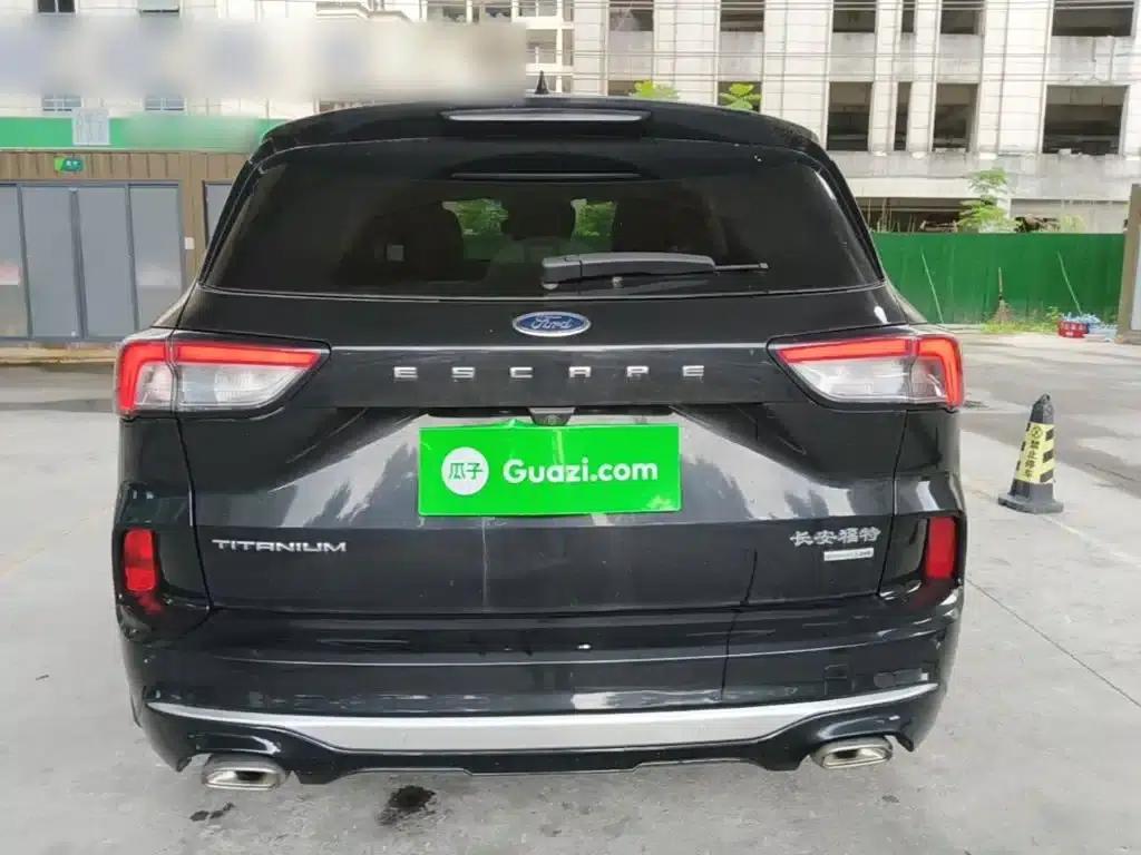 Escape 2020 EcoBoost 245 AWD Premium Edition — миниатюра 6