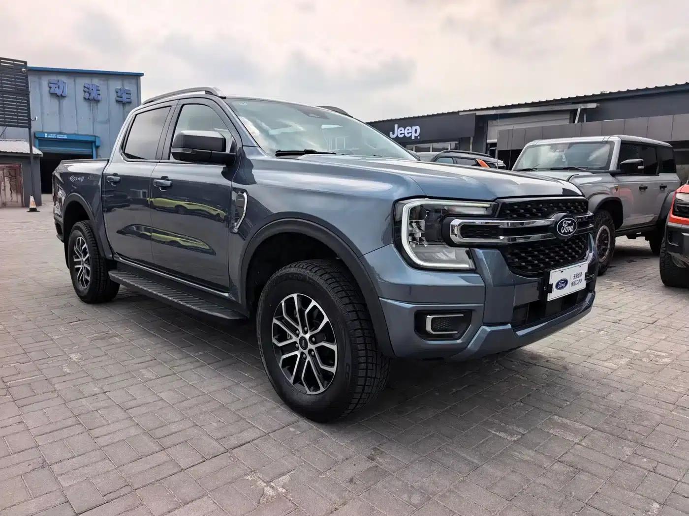 Ranger 2023 Model 4WD Automatic Gasoline — миниатюра 3